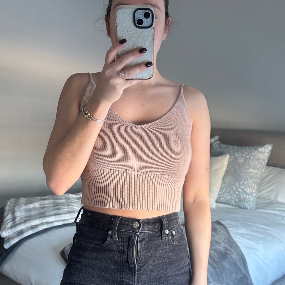 Women's Pink Knit Crop Top